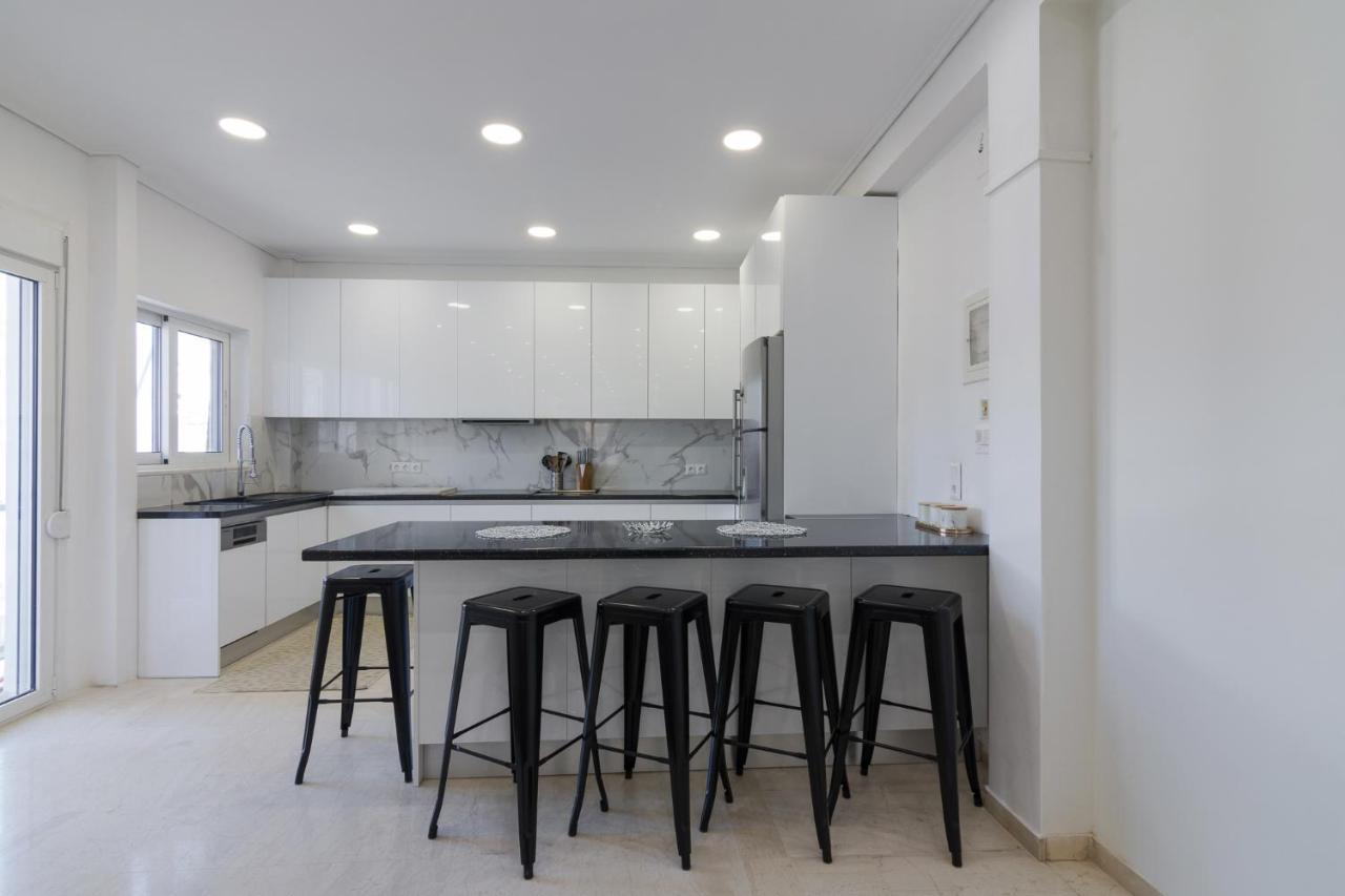 Spacious And Modern Flat For 4 Αθήνα Εξωτερικό φωτογραφία
