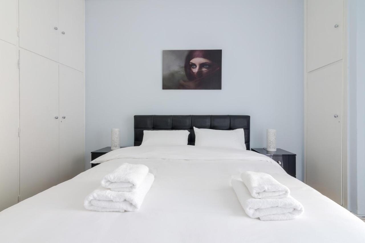Spacious And Modern Flat For 4 Αθήνα Εξωτερικό φωτογραφία