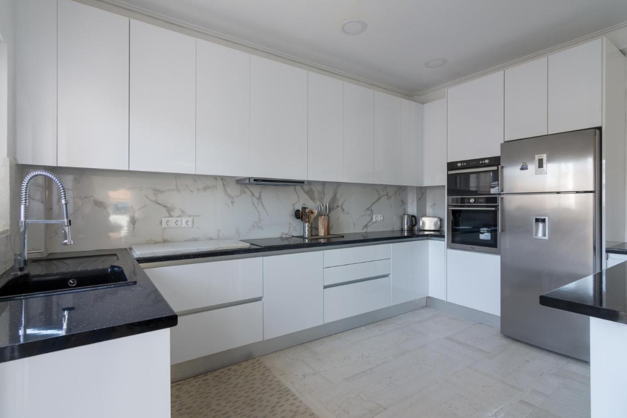 Spacious And Modern Flat For 4 Αθήνα Εξωτερικό φωτογραφία